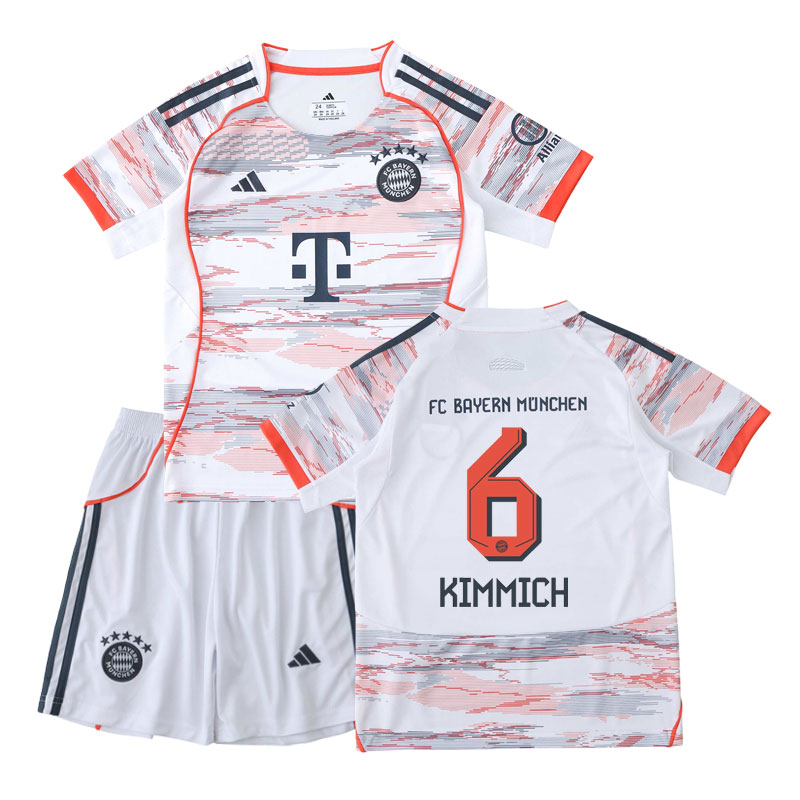 Dětská fotbalová sada Bayern 2025/26 venkovní - potisk Kimmich číslo 6